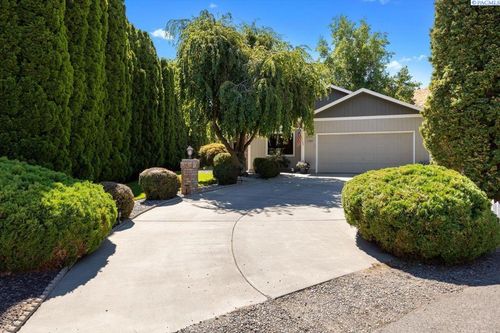 1707 S Penn Pl, Kennewick, WA, 99338-1464 | Card Image