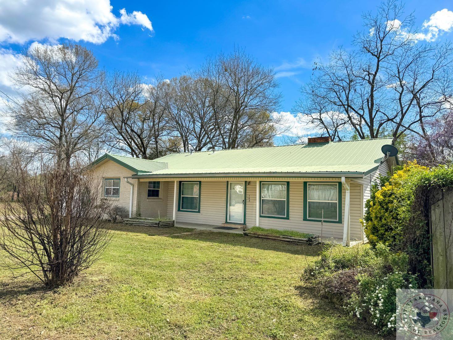 Wood St, Atlanta, TX 75551