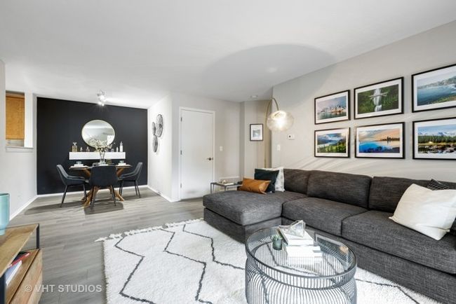 APT-1124 - 1630 Lincoln Meadows Cir, Condo with 2 bedrooms, 2 bathrooms and 2 parking in Schaumburg IL | Image 5