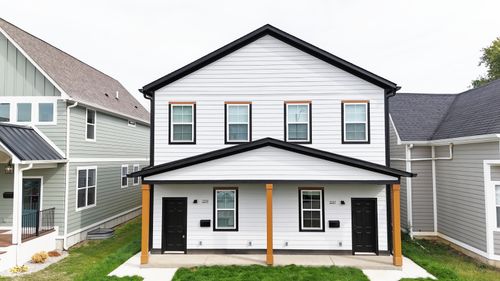 2237 Carrollton Ave, Indianapolis, IN, 46205-4517 | Card Image