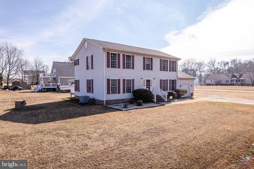 144 Essex Pl, Montross, VA, 22520-4081 | Card Image