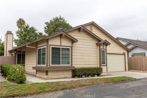 29-13937 Olive Grove Ln, Sylmar, CA, 91342-1668 | Card Image