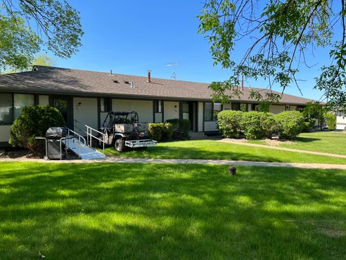 202-1615 Commercial Ave, Victoria, MN, 55386-8218 | Card Image