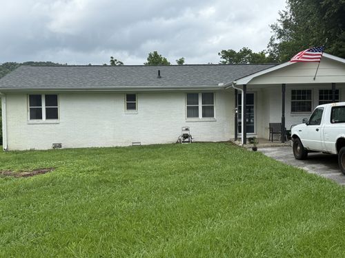 169 Buena Vista Dr, Livingston, TN, 38570-8445 | Card Image