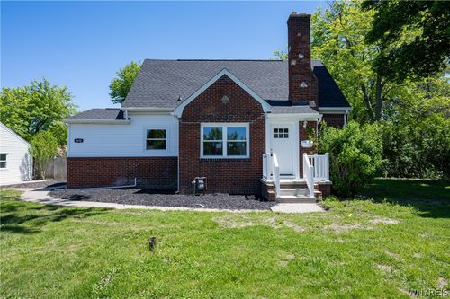 4636 Kennison Parkway, Hamburg, NY, 14075 | Card Image