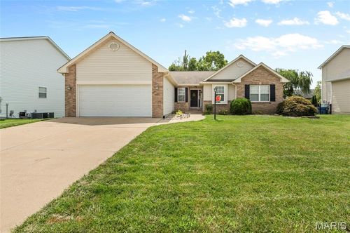 7022 Richmond Dr, Glen Carbon, IL, 62034-3058 | Card Image