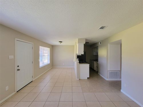 13-3206 Lobit Dr, Dickinson, TX, 77539-4300 | Card Image