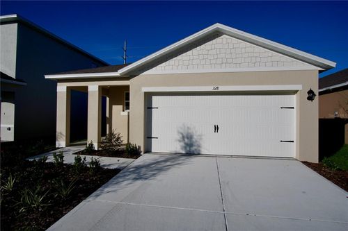 328 Gina Ln, DAVENPORT, FL, 33837-8637 | Card Image
