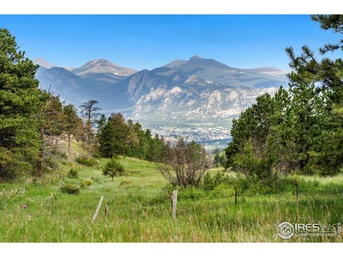 15 Estes Valley View Ct, Estes Park, CO, 80517-8866 | Card Image