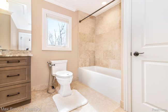 3403 Chickering Ln, House other with 4 bedrooms, 5 bathrooms and null parking in Bloomfield Hills MI | Image 56