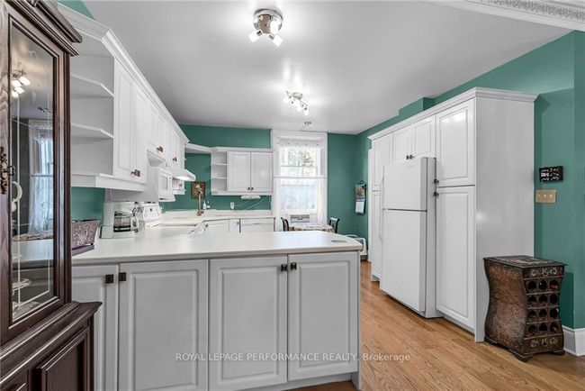 11 Oak St, House other with 5 bedrooms, 3 bathrooms and 5 parking in Lancaster ON | Image 8