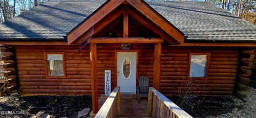 1120 Tucson Rd, Newport, TN, 37821-7157 | Card Image