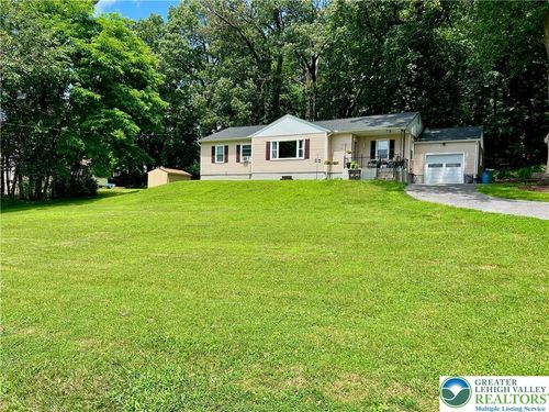 218 E Wyoming St, Allentown, PA, 18103-5177 | Card Image