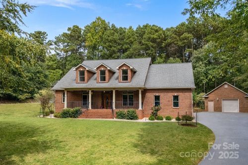 182 Broadview Cir, Mooresville, NC, 28117-9458 | Card Image