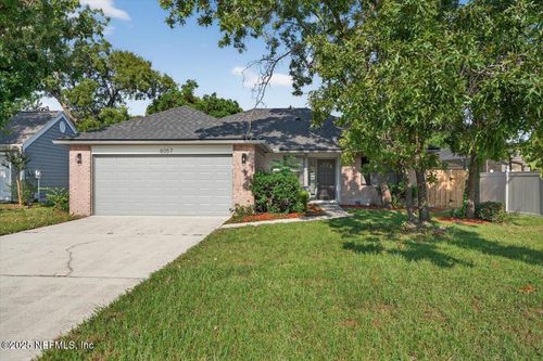 8057 Kilwinning Ln, Jacksonville, FL, 32244-5500 | Card Image