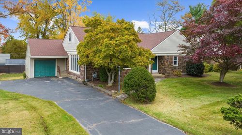 821 Coopertown Rd, BRYN MAWR, PA, 19010-3720 | Card Image