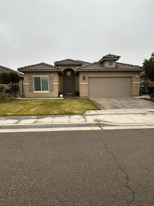 2656 Cherry Tree Dr, Madera, CA, 93637 | Card Image