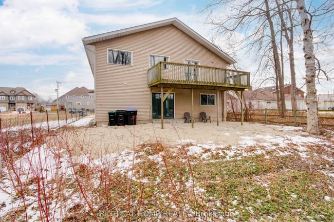 138 45th St N, House other with 4 bedrooms, 3 bathrooms and 8 parking in Wasaga Beach ON | Image 30