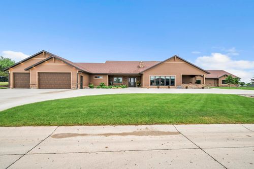 3300 Kuchel Trl, Milford, IA, 51351-4407 | Card Image
