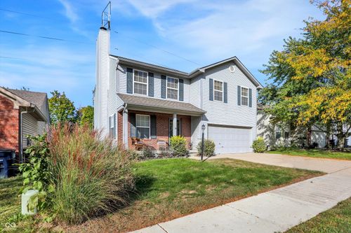 1024 Rotherham Ln, Beech Grove, IN, 46107-3318 | Card Image