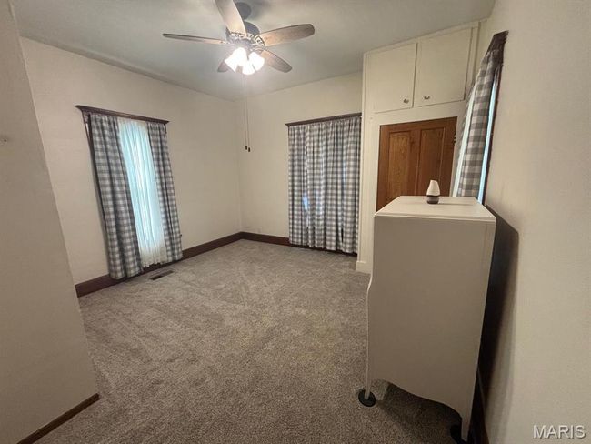 110 E Beech St, House other with 1 bedrooms, 1 bathrooms and 2 parking in Shelbina MO | Image 18