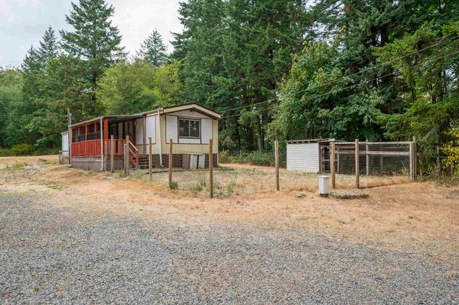 3381 208 St, House other with 3 bedrooms, 2 bathrooms and 9 parking in Langley BC | Image 15