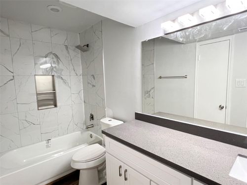 apt-1212-2121 Hepburn St, Houston, TX, 77054-3222 | Card Image