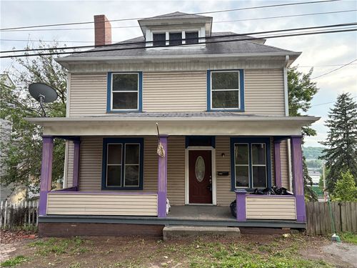 580 4th Ave, Freedom, PA, 15042-1303 | Card Image