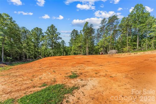 2815 Playmore Beach Rd, Morganton, NC, 28655-8583 | Card Image