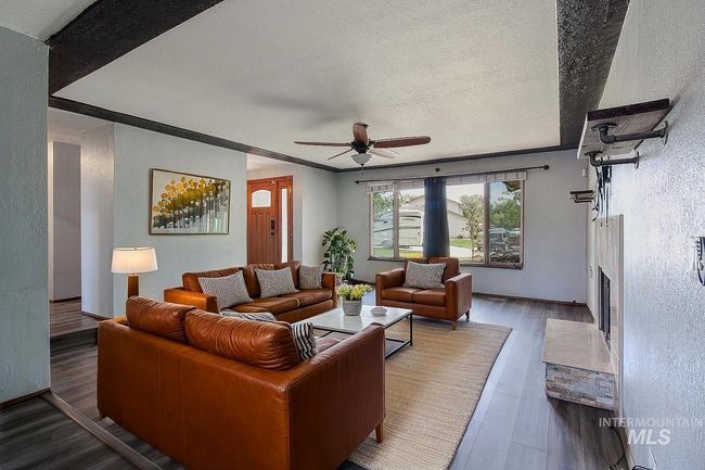 1255 Chukar Cir, House other with 4 bedrooms, 2 bathrooms and 2 parking in Mountain Home ID | Image 4