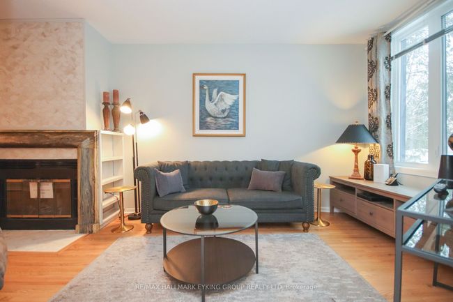 239 York St, House attached with 3 bedrooms, 2 bathrooms and 1 parking in Ottawa ON | Image 11
