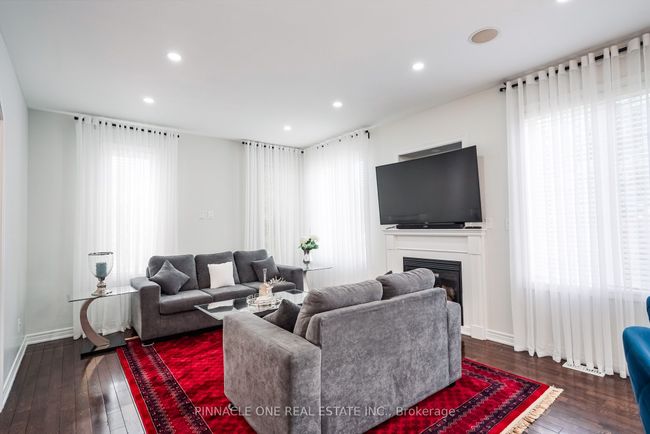 2 Marriner Cres, House other with 3 bedrooms, 3 bathrooms and 2 parking in Ajax ON | Image 15