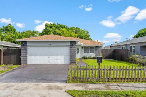 5717 Mayo St, Hollywood, FL, 33023-2329 | Card Image