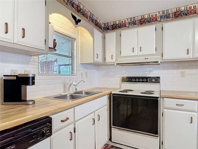 804 Swallow Ln, House other with 2 bedrooms, 2 bathrooms and null parking in OSTEEN FL | Image 14
