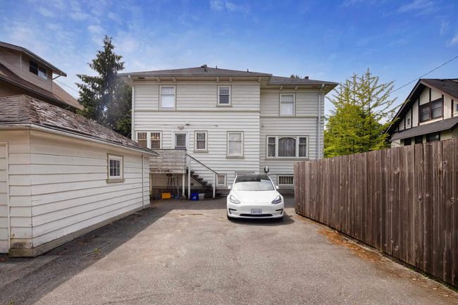 1121 W 16th Ave, House other with 8 bedrooms, 3 bathrooms and 2 parking in Vancouver BC | Image 33