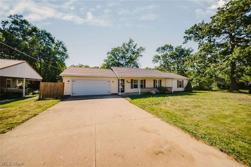 1260 Bennett Rd, Madison, OH, 44057-1431 | Card Image
