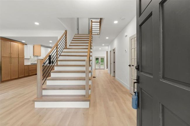 5150 Shadow Path Ln Sw, House other with 4 bedrooms, 4 bathrooms and 2 parking in Lilburn GA | Image 4