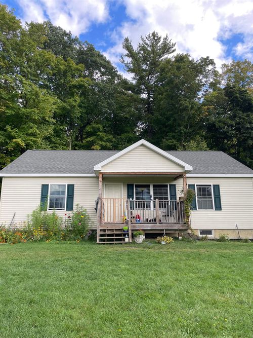 4 Rock Point Rd, Burlington, VT, 05408-2785 | Card Image