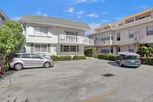 apt-8-6856 Abbott Ave, MIAMI BEACH, FL, 33141-3845 | Card Image