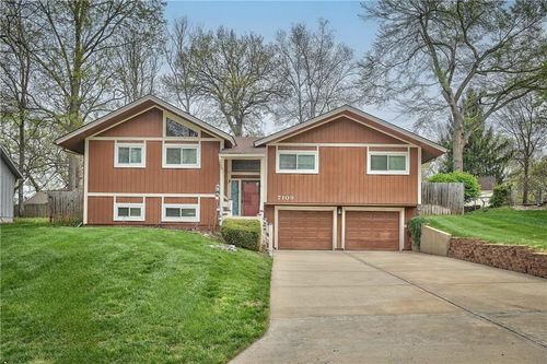 7109 Harvard Ave, Raytown, MO, 64133-6848 | Card Image