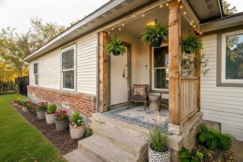 1315 Whitley Dr, Dallas, TX, 75217-1659 | Card Image