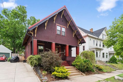 511 W 25th St, Minneapolis, MN, 55405-3429 | Card Image