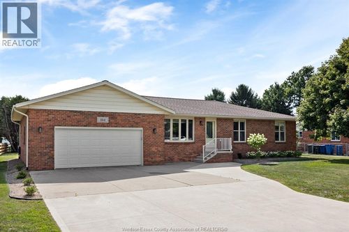 164 County Road 34, Cottam, ON, N0R1B0 | Card Image