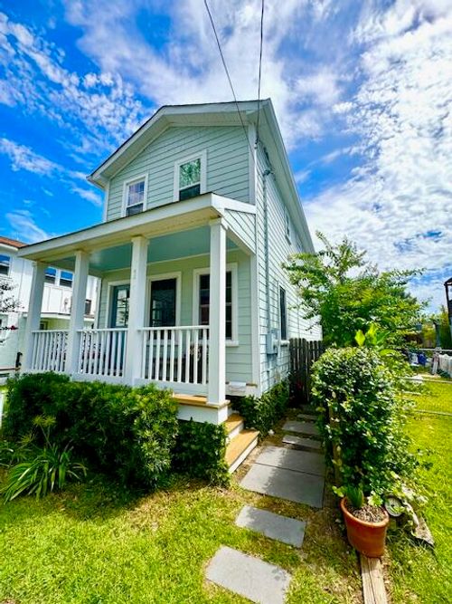 1 Paige Ct, Charleston, SC, 29403-3721 | Card Image