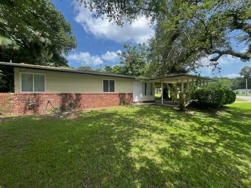 3221 Beacon St, Tallahassee, FL, 32305-7340 | Card Image