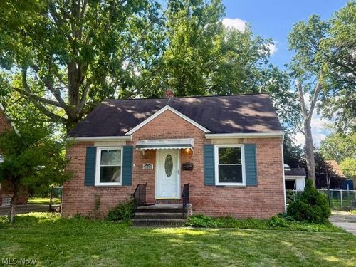 26470 Zeman Ave, Euclid, OH, 44132-1943 | Card Image