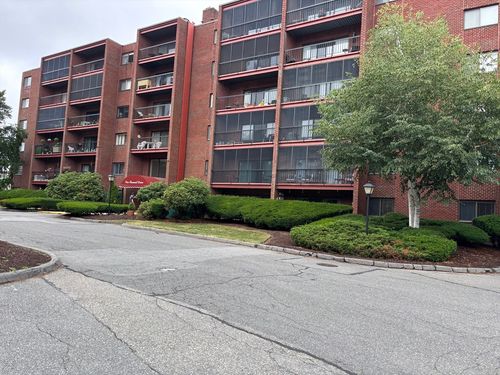 apt-43-1 Summit Dr, Reading, MA, 01867-4038 | Card Image