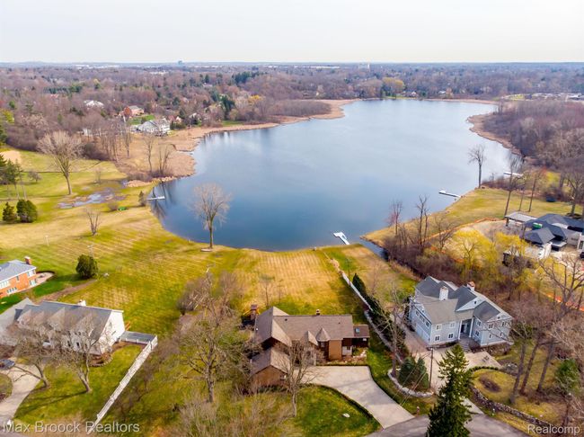 3403 Chickering Ln, House other with 4 bedrooms, 5 bathrooms and null parking in Bloomfield Hills MI | Image 79
