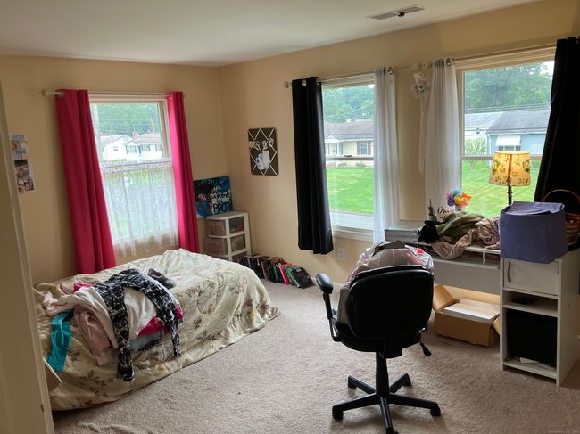 74 Brussels Ave, House other with 3 bedrooms, 2 bathrooms and 7 parking in Wethersfield CT | Image 19