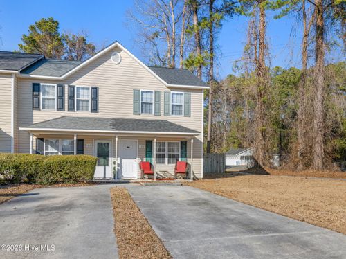 100 Pisgah Ct, Jacksonville, NC, 28546-5819 | Card Image